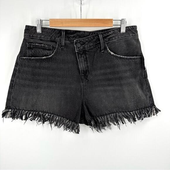 Good American Good 90s fray hem short Size 8/29 - Picture 1 of 10